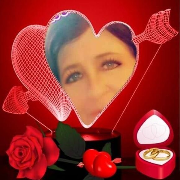 Meet your Posher, Debbie - Picture 1 of 1